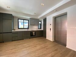 Avenue South Residence (D3), Apartment #473888601
